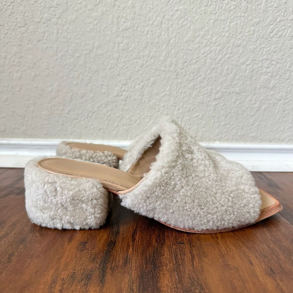 WAL & PAI Itasca Shearling Heeled Sandals in Natural
